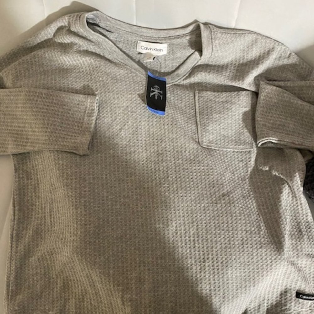 Calvin Klein Gray Long Sleeve T-shirt